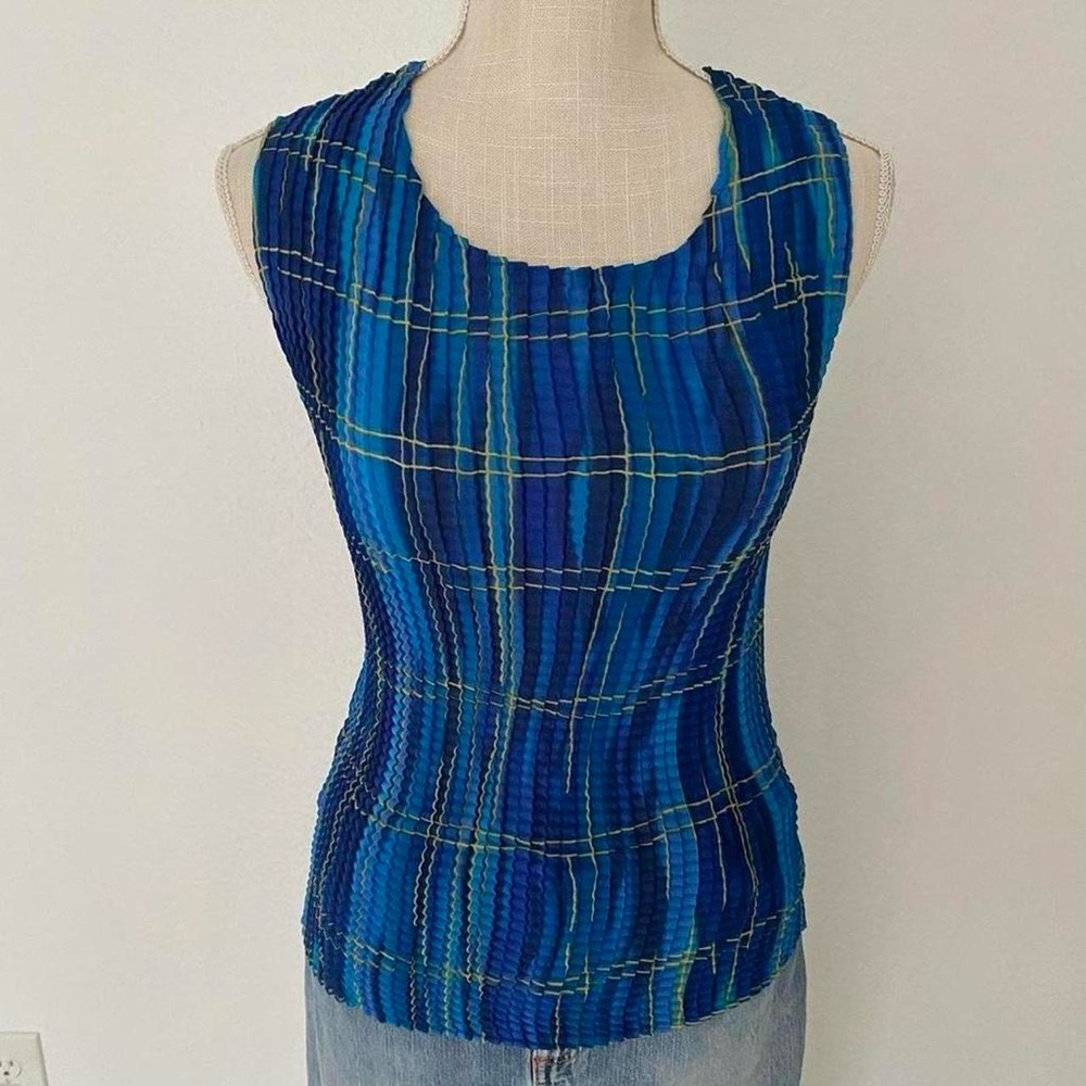 Blue Sleeveless Pleated Knit Tank Top